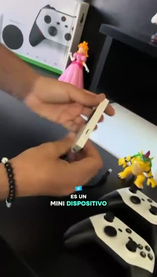 GameStick M88 Plus | Consola Retro 256GB con Emulador PS2 y Mandos Recargables - Miniatura del video