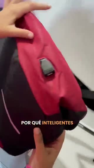 Mochila Antirrobo Impermeable con Puerto USB y Opción de Banco de Carga - Miniatura del video